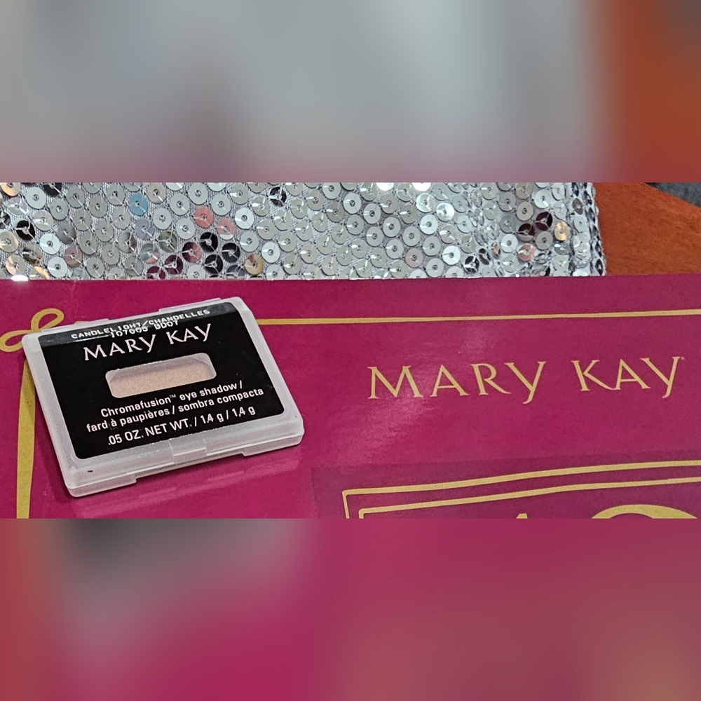 NEW Mary Kay eyeshadow in Candlelight